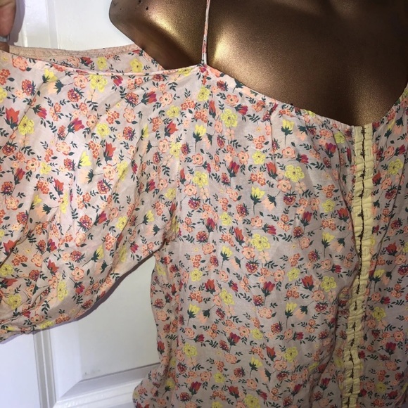 Scrapbook Originals Brown Yellow Orange Floral Top M Shirt Cold Shoulder - Picture 3 of 12